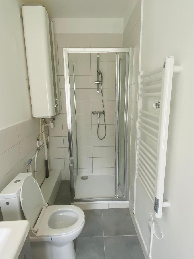 1St Floor Cozy Central Flat With Free Parking บูโลญ-ซูร์-แมร์ ภายนอก รูปภาพ